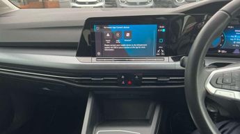 Volkswagen Golf 1.0 eTSI Active 5dr DSG