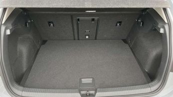 Volkswagen Golf 1.0 eTSI Active 5dr DSG