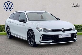 Volkswagen Passat 1.5 eTSI R-Line 5dr DSG