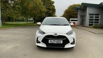 Toyota Yaris 1.5 Hybrid Design 5dr CVT