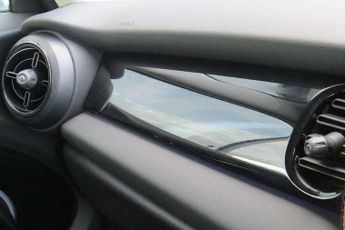 MINI Hatchback 1.5 Cooper Classic 3dr Auto