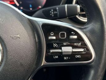 Mercedes-Benz C-Class C220d Sport Edition Premium 4dr 9G-Tronic