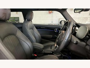 MINI Hatchback 1.5 Cooper Exclusive 3dr Auto