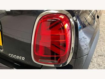 MINI Hatchback 1.5 Cooper Exclusive 3dr Auto
