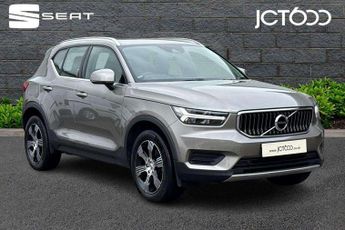 Volvo XC40 2.0 B4P Inscription 5dr Auto