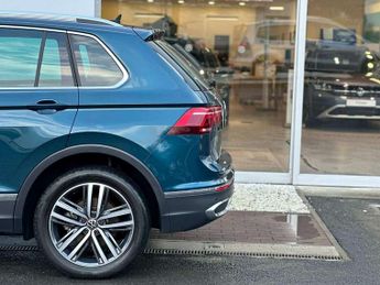 Volkswagen Tiguan 1.4 TSI eHybrid Elegance 5dr DSG