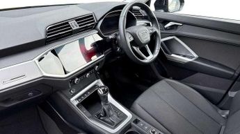 Audi Q3 35 TFSI Technik 5dr S Tronic [Comfort+Sound Pack]