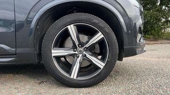 Volvo XC90 2.0 D5 PowerPulse R DESIGN 5dr AWD Geartronic