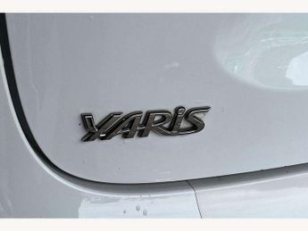 Toyota Yaris Cross 1.5 Hybrid Design 5dr CVT