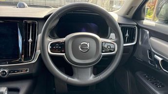Volvo V90 Cross Country 2.0 B5P Cross Country Ultimate 5dr AWD Auto