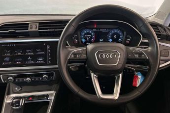 Audi Q3 45 TFSI e Technik 5dr S Tronic