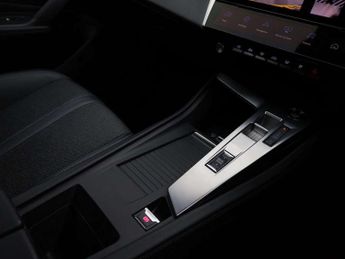 Peugeot 308 1.2 PureTech Allure Premium 5dr EAT8