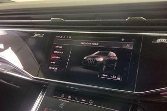Audi Q7 55 TFSI Quattro Black Edition 5dr Tiptronic