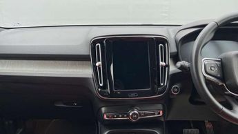 Volvo XC40 2.0 B4P Inscription 5dr AWD Auto