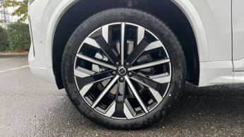 Volvo XC90 2.0 B5P Ultra Dark 5dr AWD Geartronic