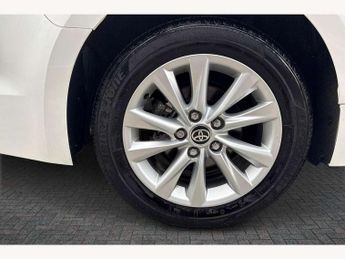 Toyota Corolla Touring Sport 1.8 Hybrid Icon 5dr CVT