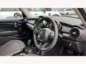 MINI Hatchback 5dr 1.5 Cooper Classic II 5dr Auto