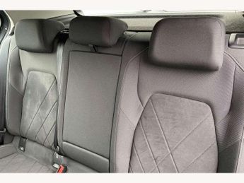 Volkswagen Golf 1.5 eTSI 150 Style 5dr DSG