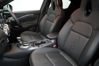 Nissan Juke 1.6 Hybrid Tekna 5dr Auto