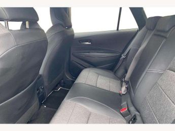 Toyota Corolla Touring Sport 1.8 Hybrid Design 5dr CVT