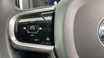 Volvo XC90 2.0 B5D [235] Plus Dark 5dr AWD Geartronic