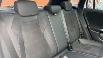 Mercedes-Benz GLA GLA 220d 4Matic AMG Line Premium Plus 5dr Auto