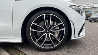 Mercedes-Benz CLA CLA 35 Premium 4Matic 4dr Tip Auto