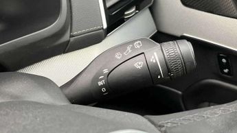 Volvo XC90 2.0 B5D [235] Plus Dark 5dr AWD Geartronic