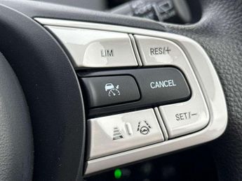 Honda Jazz 1.5 i-MMD Hybrid SR 5dr eCVT