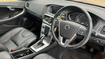 Volvo V40 Cross Country T3 [152] Cross Country Pro 5dr Geartronic