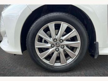 Toyota Yaris 1.5 Hybrid Icon 5dr CVT