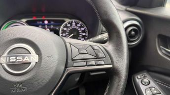 Nissan Juke 1.6 Hybrid N-Connecta 5dr Auto
