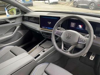 Volkswagen Passat Estate 1.5 eTSI R-Line 5dr DSG
