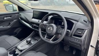 Nissan Qashqai 1.3 DiG-T MH 158 N-Connecta 5dr Xtronic