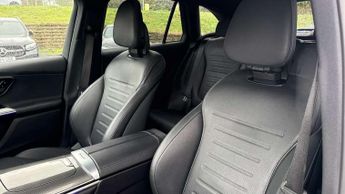 Mercedes-Benz GLC GLC 300 4Matic AMG Line Premium 5dr 9G-Tronic