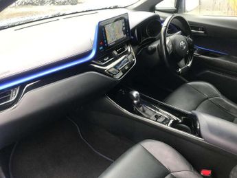 Toyota C-HR 1.8 Hybrid Dynamic 5dr CVT