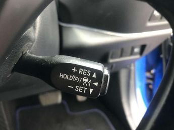 Toyota C-HR 1.8 Hybrid Dynamic 5dr CVT