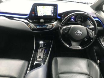 Toyota C-HR 1.8 Hybrid Dynamic 5dr CVT