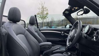 MINI Convertible 1.5 Cooper Exclusive II 2dr Auto