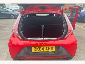 Toyota Aygo 1.0 VVT-i X-Play 5dr x-shift