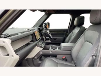 Land Rover Defender 3.0 D300 X-Dynamic HSE 110 5dr Auto