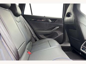 Volkswagen Passat Estate 1.5 TSI eHybrid R-Line 5dr DSG