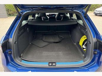 Volkswagen Passat Estate 1.5 TSI eHybrid R-Line 5dr DSG