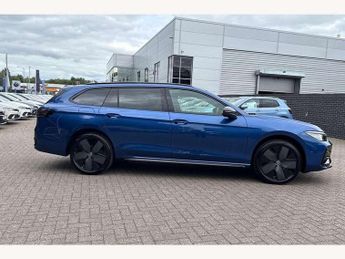 Volkswagen Passat Estate 1.5 TSI eHybrid R-Line 5dr DSG