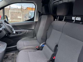 Peugeot Partner 1.5 BlueHDi 130 Asphalt Van EAT8