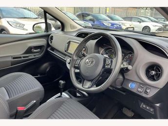 Toyota Yaris 1.5 Hybrid Icon Tech 5dr CVT