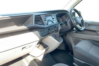 Volkswagen Transporter 2.0 TDI 150 Startline Kombi Van DSG