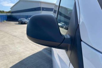 Volkswagen Transporter 2.0 TDI 150 Startline Kombi Van DSG