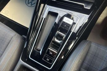 Volkswagen Golf GTE 1.4 TSI GTE 5dr DSG