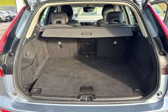 Volvo XC60 2.0 T5 [250] Momentum 5dr AWD Geartronic